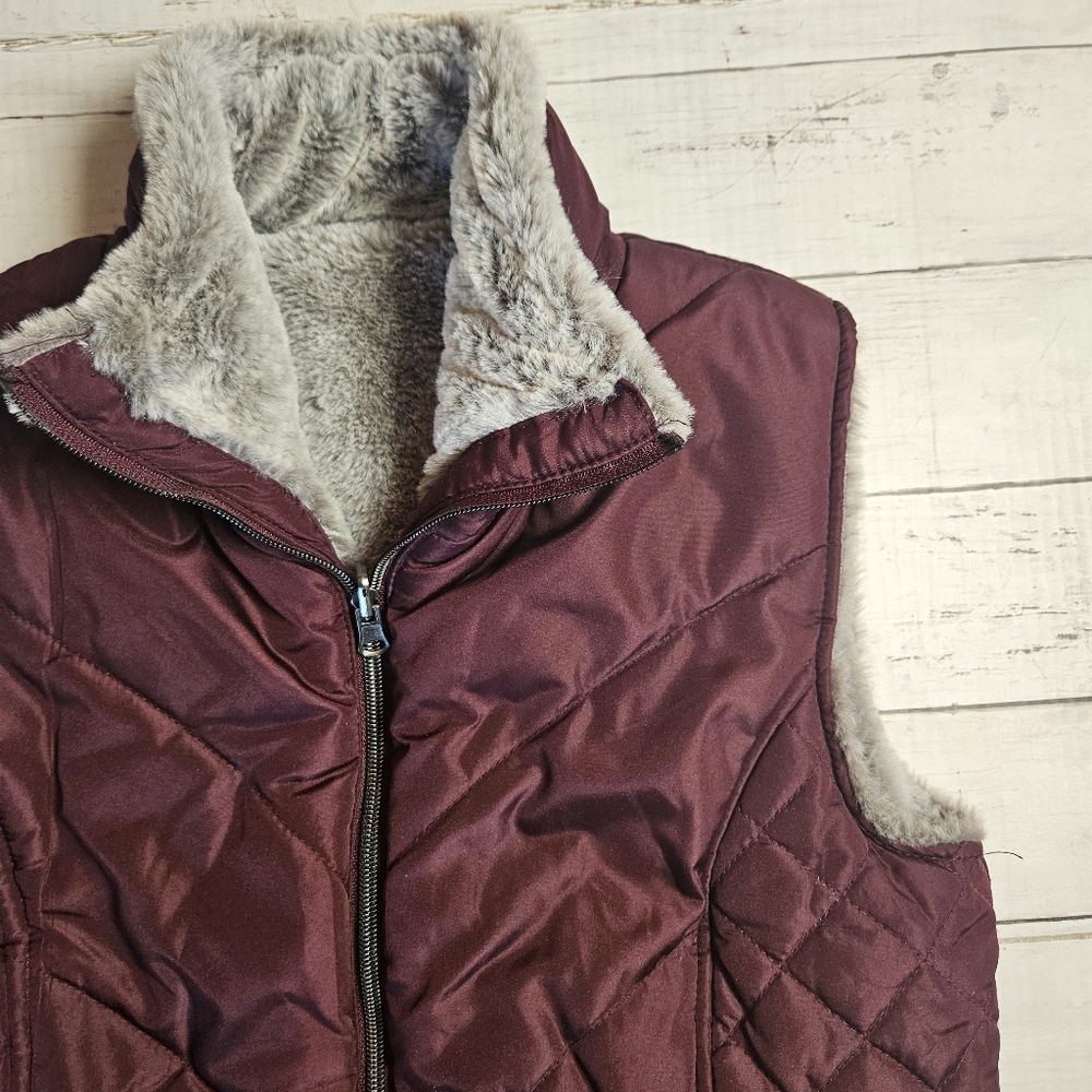 Valerie Stevens Burgundy Faux Fur‎ Lined Reversible Vest Size Small